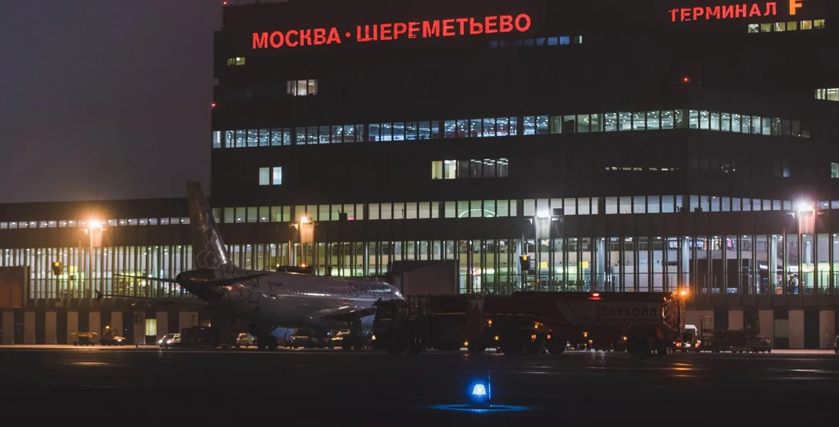 Росавиация закрыла транзитный пролет над Москвой: рейсам придется делать крюк